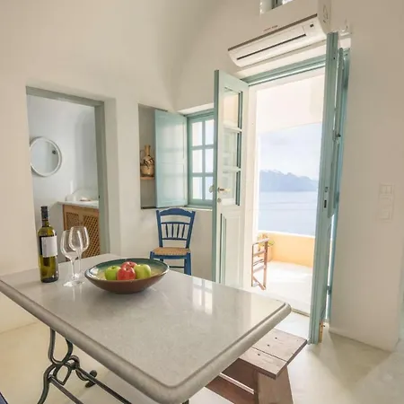 Zoe Aegeas Traditional 3*